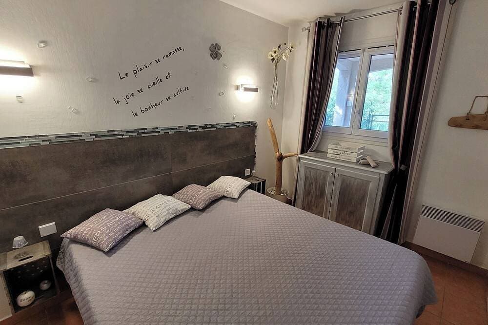 Foto 4 von 25: Wunderschöne Gartenwohnung im Erdgeschoss von 35 m² mit bewaldeter Terrasse