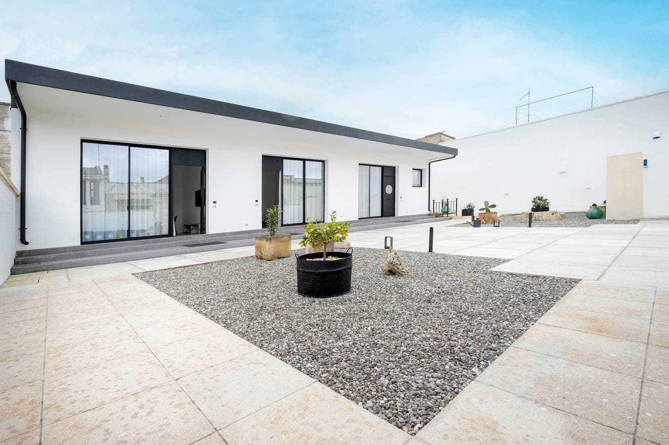 Foto 6 von 29: Ferienhaus 'Uno' mit gemeinsamer Terrasse, Wi-Fi und Klimaanlage