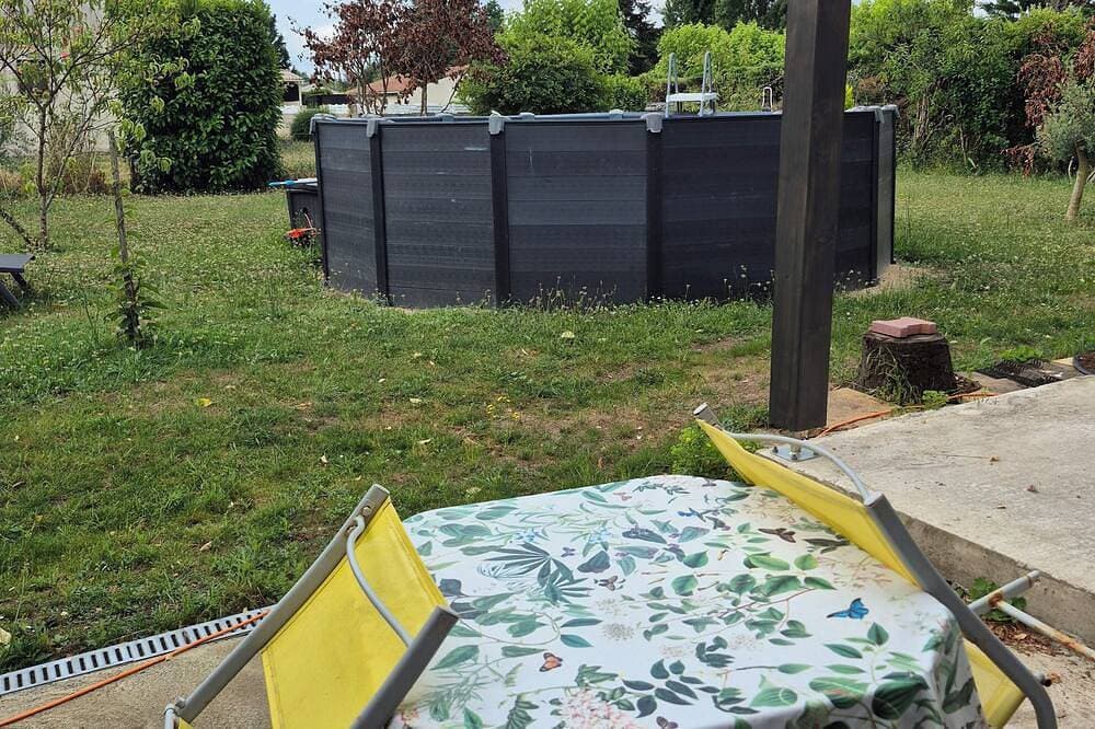 Foto 7 von 7: Charmant Studio Avec Terrasse et Accès Jardin
