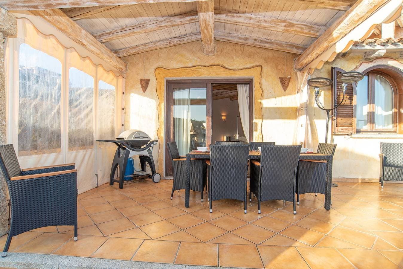 Foto 6 von 33: Villa mit privatem Pool und herrlichem Meerblick