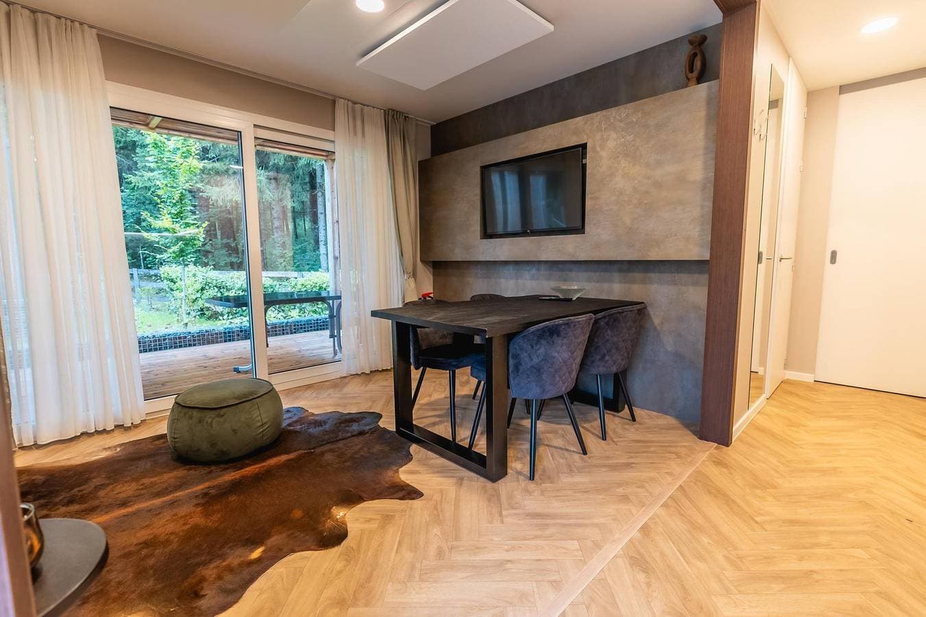 Foto 9 von 23: EuroParcs Pressegger See — Enzian 4