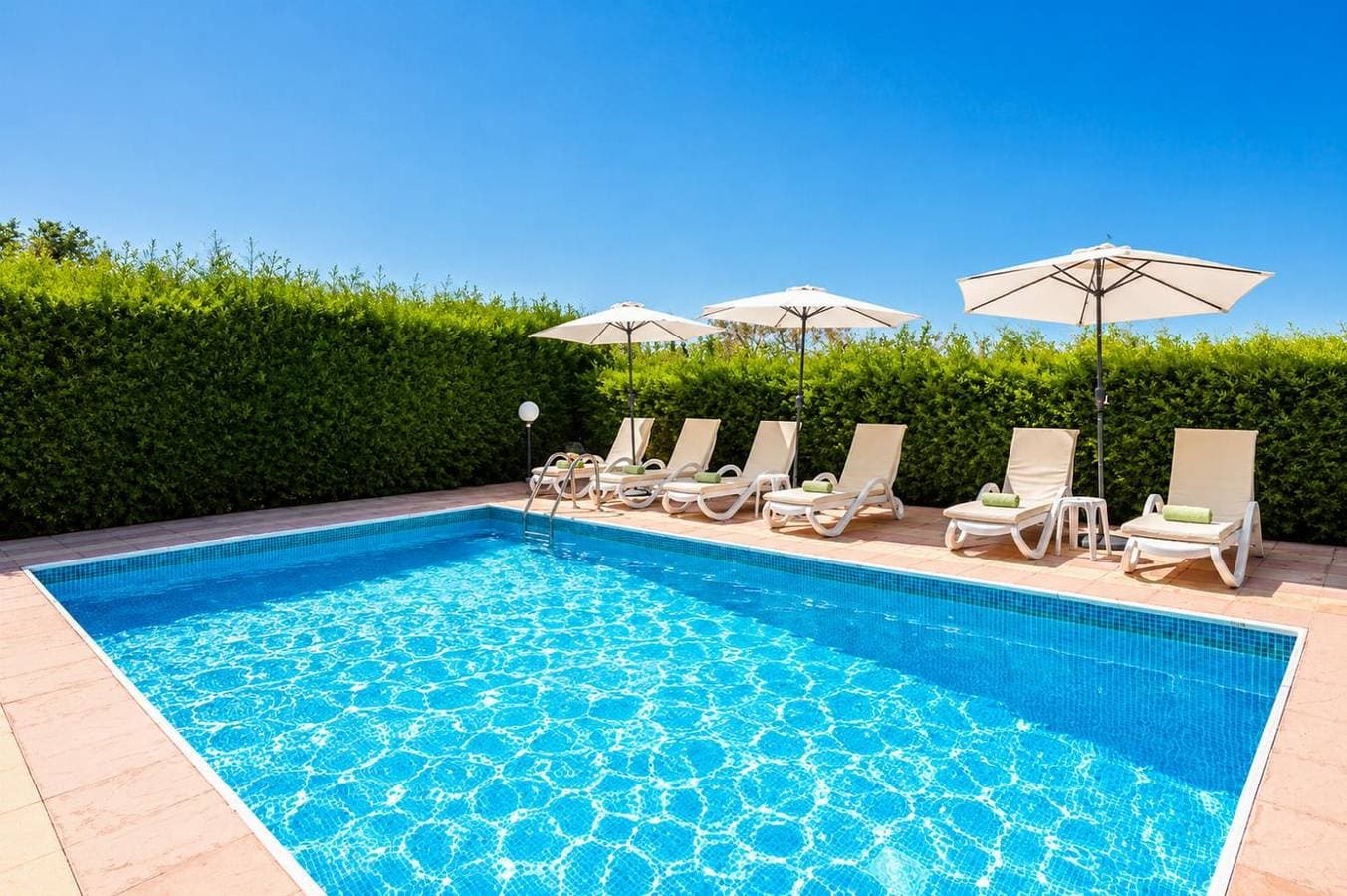 Foto 2 von 20: Villa für 6 Personen mit Garten