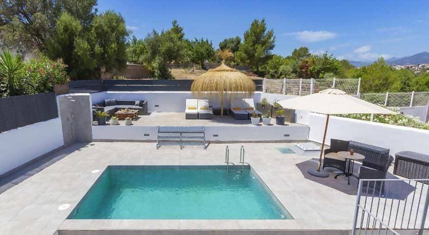Ca´n Domingo -Stylish villa with pool, gym & views 1