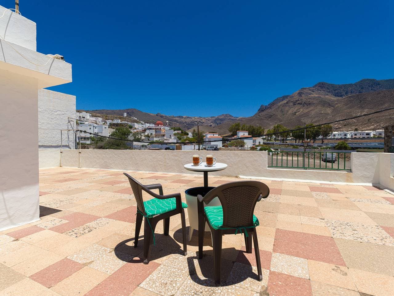 Foto 10 von 36: Geräumiges Familienhaus in Agaete mit Terrasse und Garten