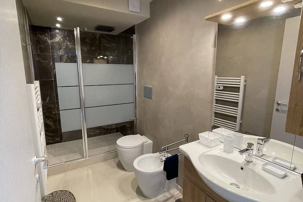 Foto 5 von 13: Apartment in Villa Jacaranda - Roquebrune Cap Martin, Alpes Maritimes