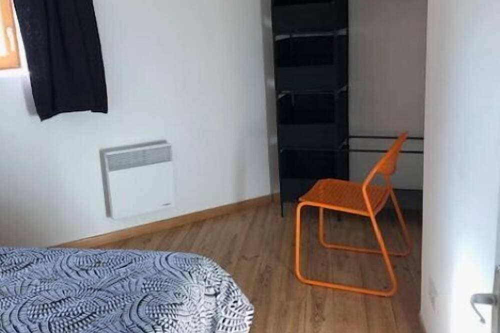 Foto 4 von 19: Maison de Village , Idéal Pour Profiter des Activités de Plein air ou Farniente!