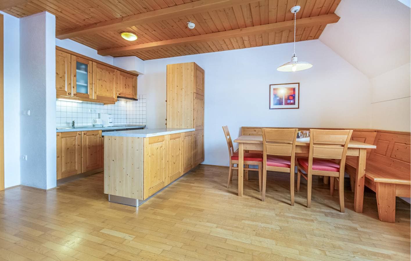 Foto 8 von 31: Ferienwohnung für 7 Personen mit Garten
