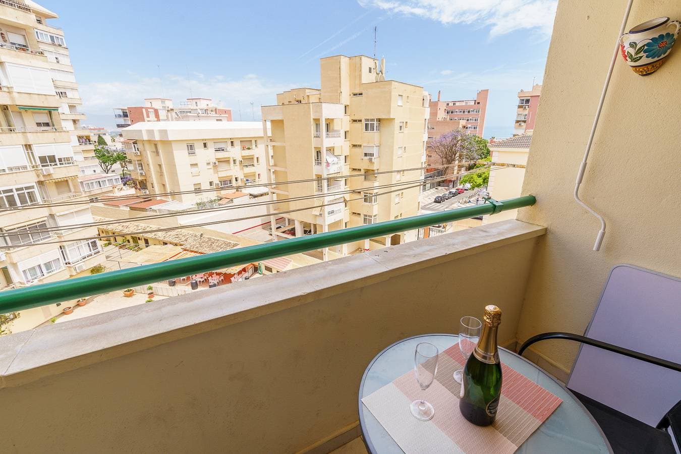 Foto 9 von 26: MalagaSuite Cozy Apartment Torremolinos