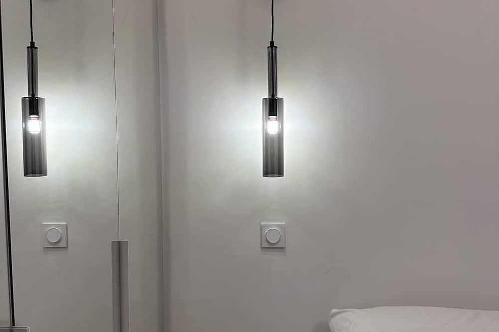 Foto 3 von 13: Appartement Contemporain Rénové Entre Terre et mer Avec Piscine