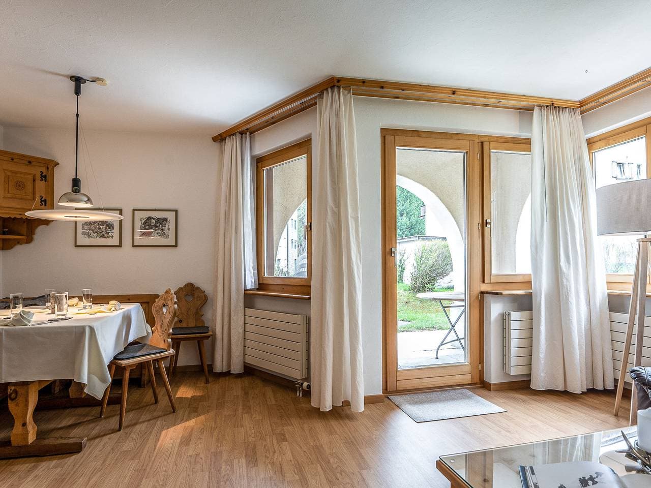 Sils: Komfortables Mehrfamilienhaus Chesa Auricula 1