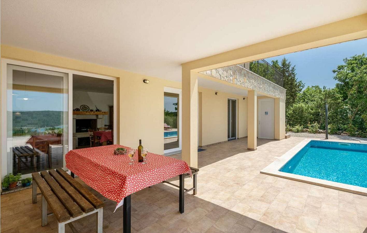 Foto 13 von 46: Reizende 2-Zimmer-Wohnung mit Pool, Terrasse und in Küstennähe