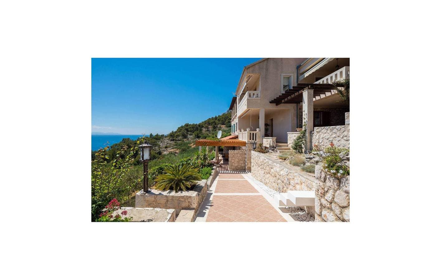 Foto 2 von 41: Gemütliches Apartment mit 1 Schlafzimmer, Meerblick, Pool, WLAN und Parkplatz – 900 m vom Strand entfernt