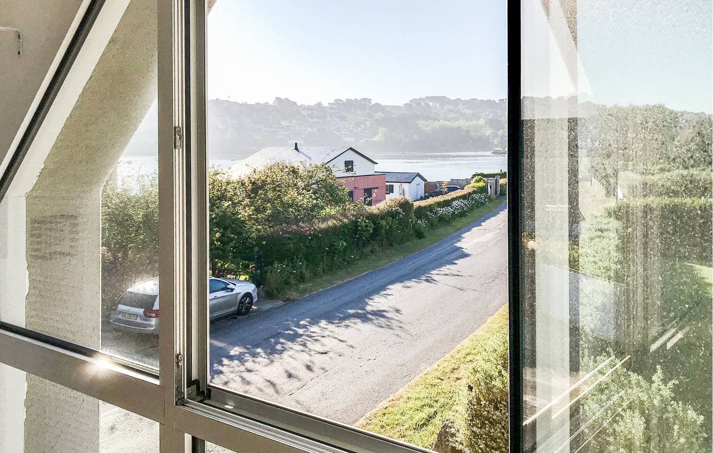 Foto 3 von 15: Gemütliche Ferienwohnung mit WLAN, Parkplatz, 1,5 km vom Strand „Plage de Primel“ entfernt