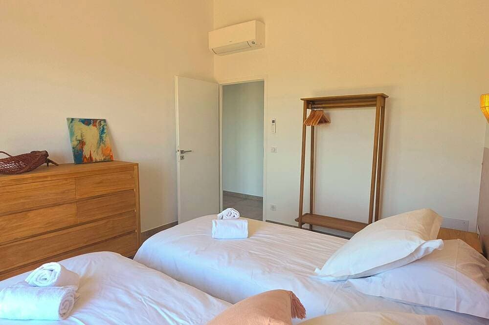 Foto 6 von 30: Villa with pool, sea view, Corse-du-Sud
