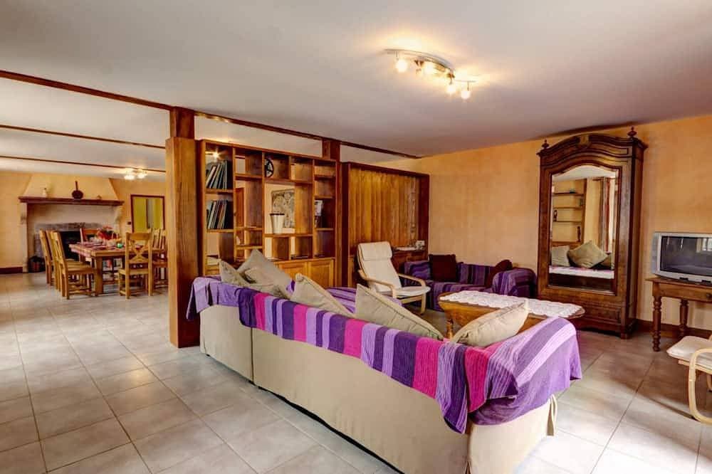Foto 12 von 30: Großes Charaktervolles Ferienhaus für 15 Personen mit Garten in Luré