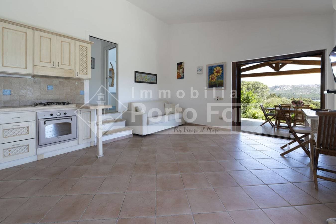 Foto 12 von 27: Ferienwohnung für 8 Personen mit Garten