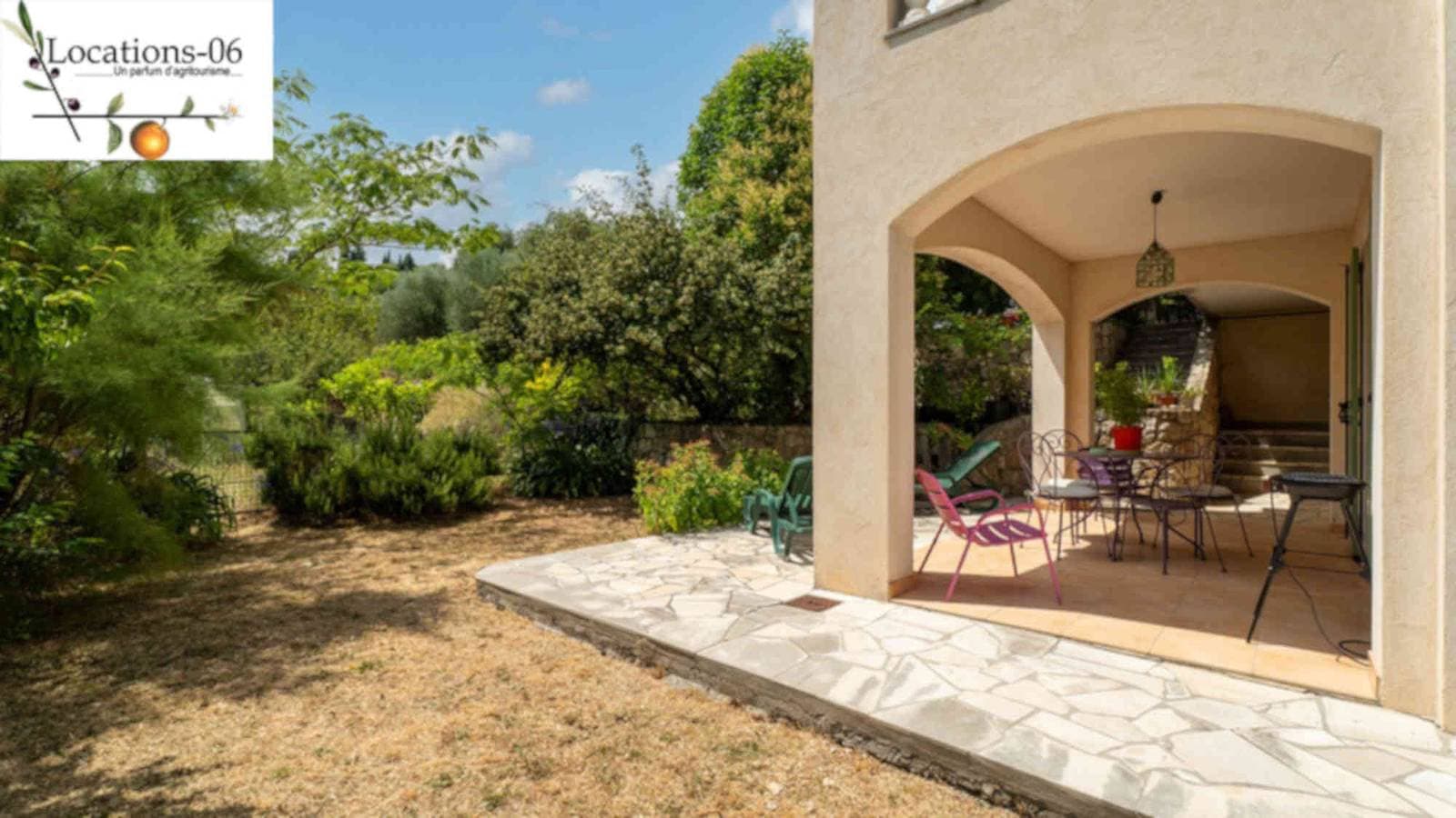 Foto 13 von 15: Vermietung rez-de-villa daher möblierter F2 für 1 -4 Personen, 30mn Nizza