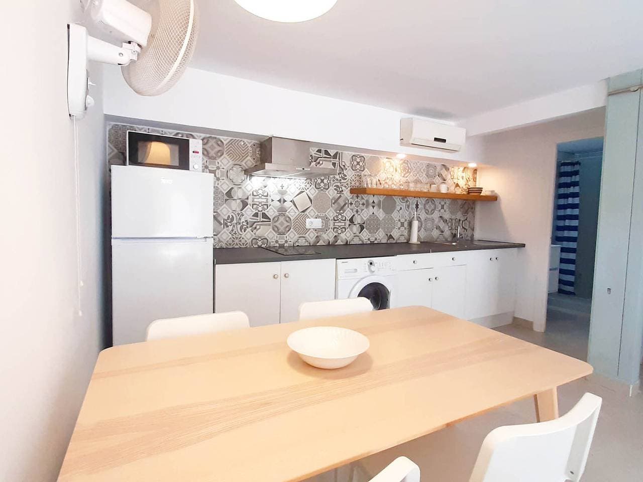 Foto 6 von 13: Appartement rénové à Llafranc, 5 pers, terrasse, lave-linge, à 200m de la mer