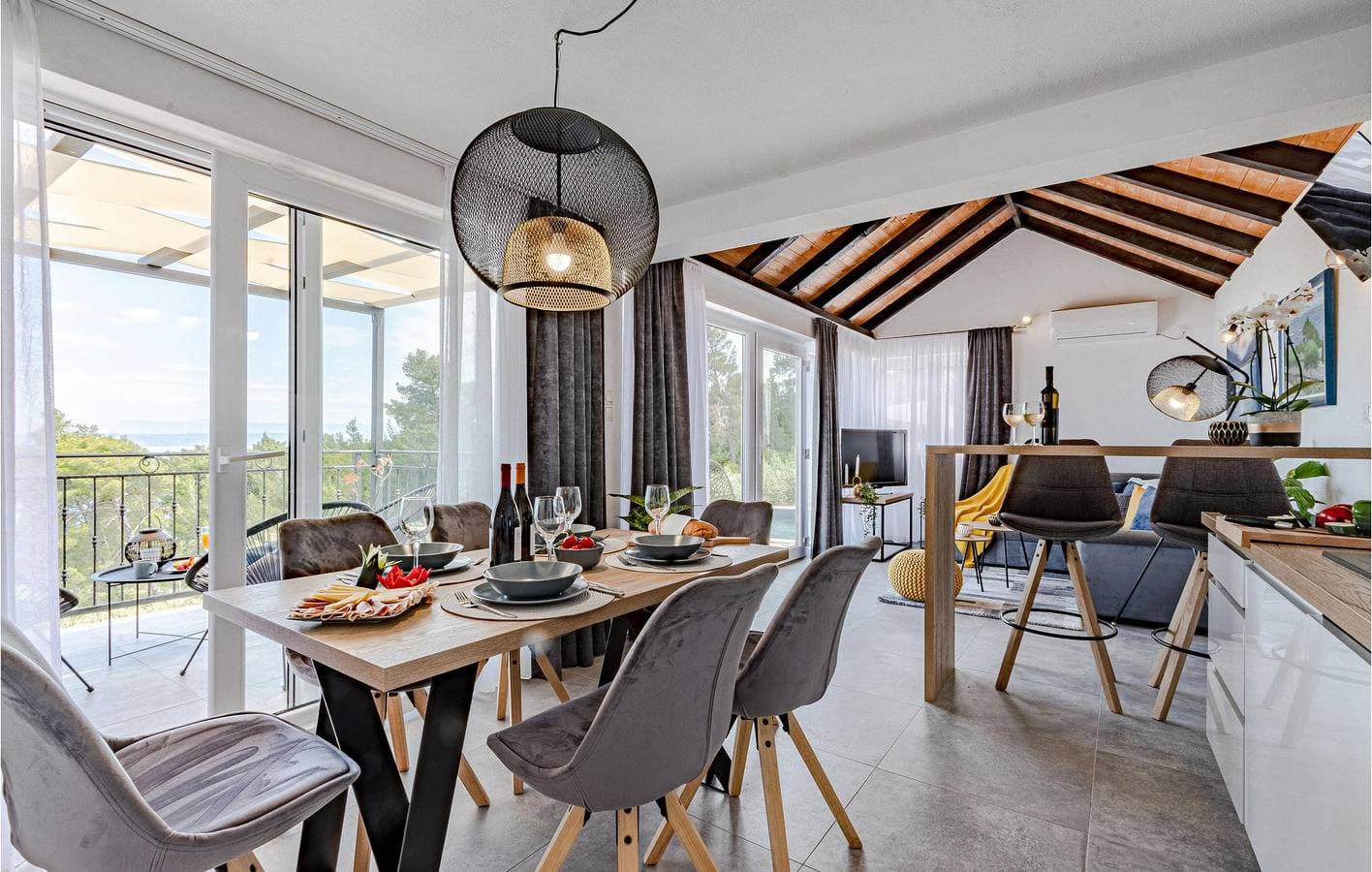 Foto 9 von 39: Gemütliche Ferienwohnung mit Pool und Terrasse, 900 m von der Küste entfernt