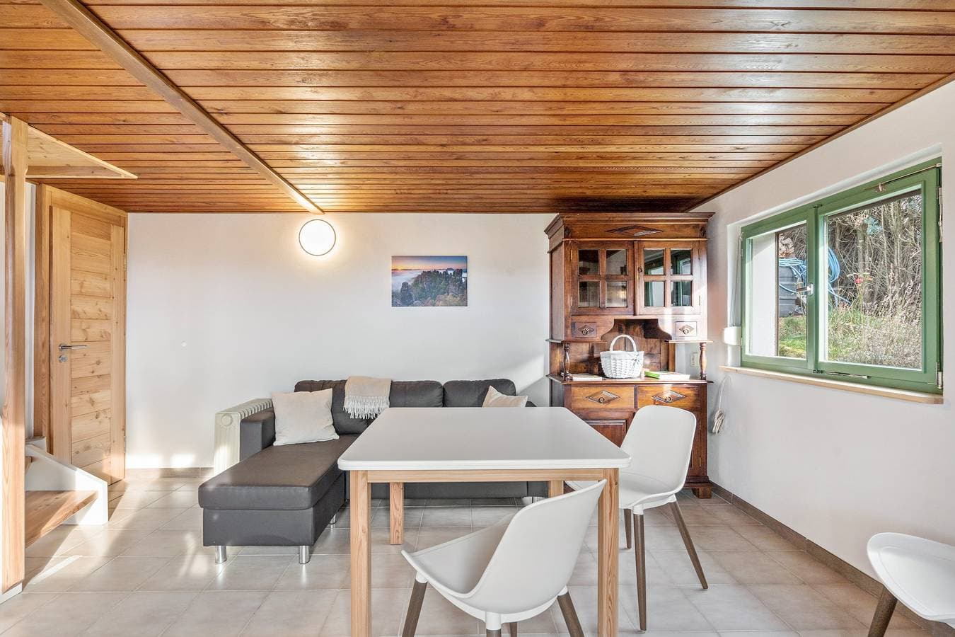 Foto 11 von 23: Kleines Ferienhaus Kirschallee mit Bergblick, privater Terrasse und gemeinsamem Garten