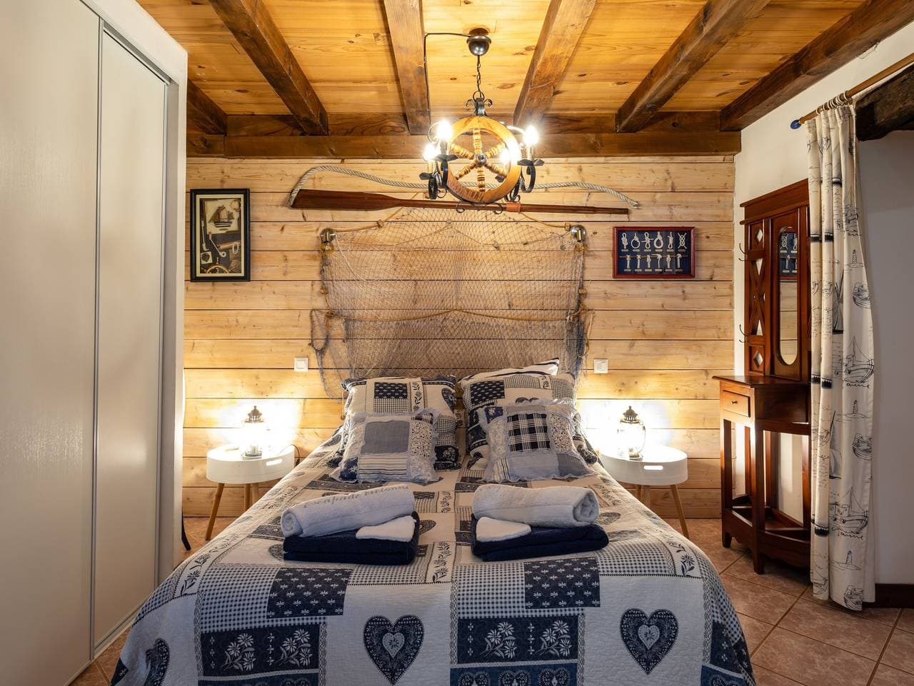 Foto 8 von 45: Gästehaus „Chambre Marine“ mit gemeinsamer Terrasse, Garten und WLAN