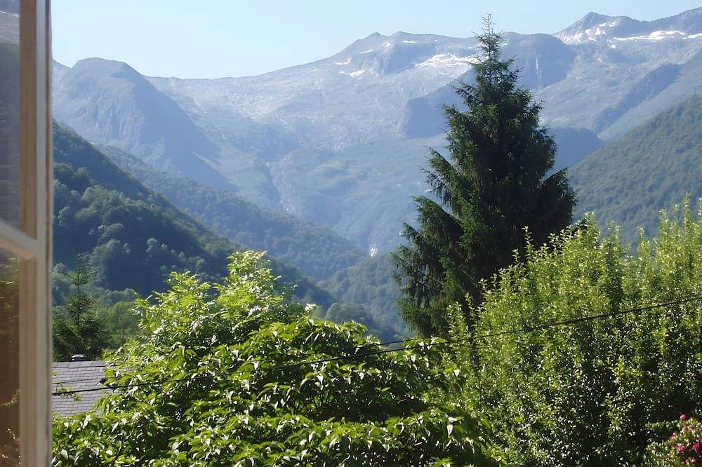 Foto 13 von 16: Gîte Pyrénées Ariège Ustou – Erholung im Naturpark, Blick auf die Berge, 4 Personen