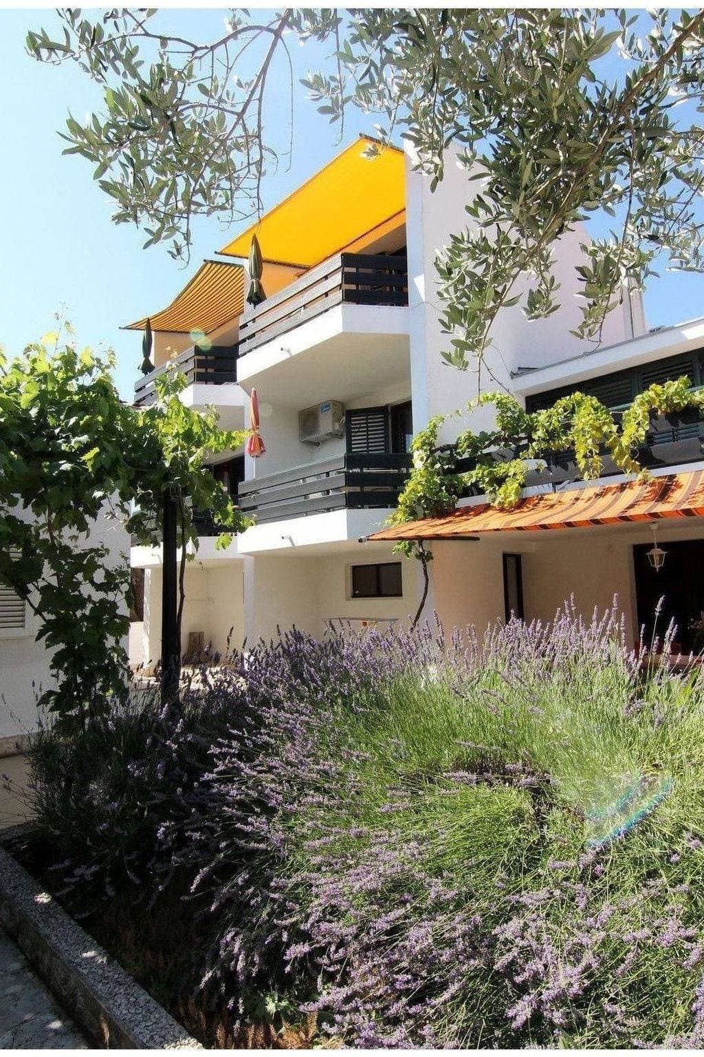 Foto 8 von 17: Klimatisiertes Studio mit eigenem Balkon