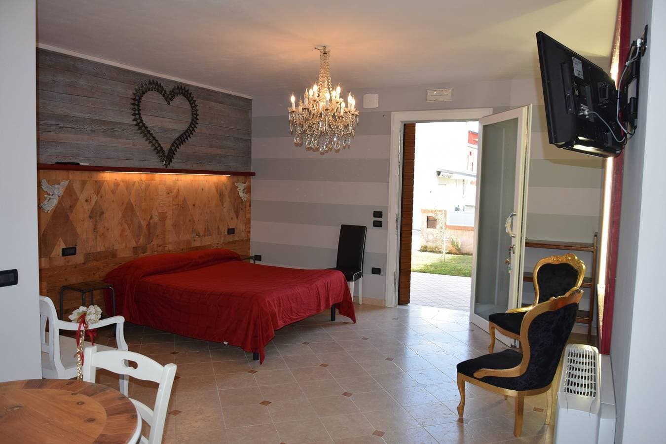 Gemütliche Wohnung in Romano D'Ezzelino mit privatem Garten 1
