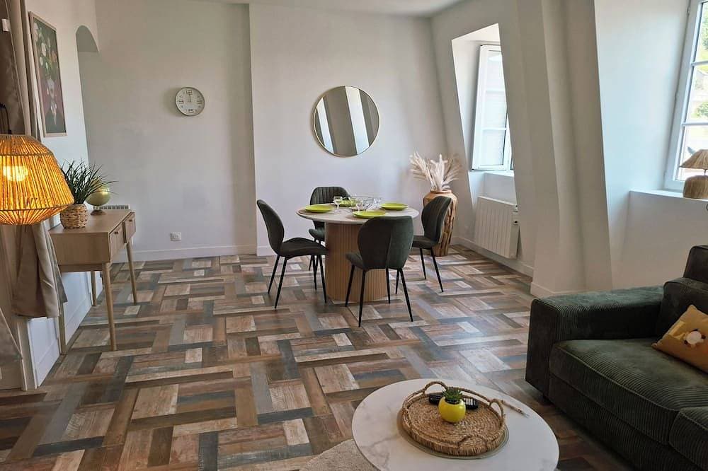 Foto 7 von 21: A Getaway in Normandy: A Duplex in the Heart of Pont-Audemer