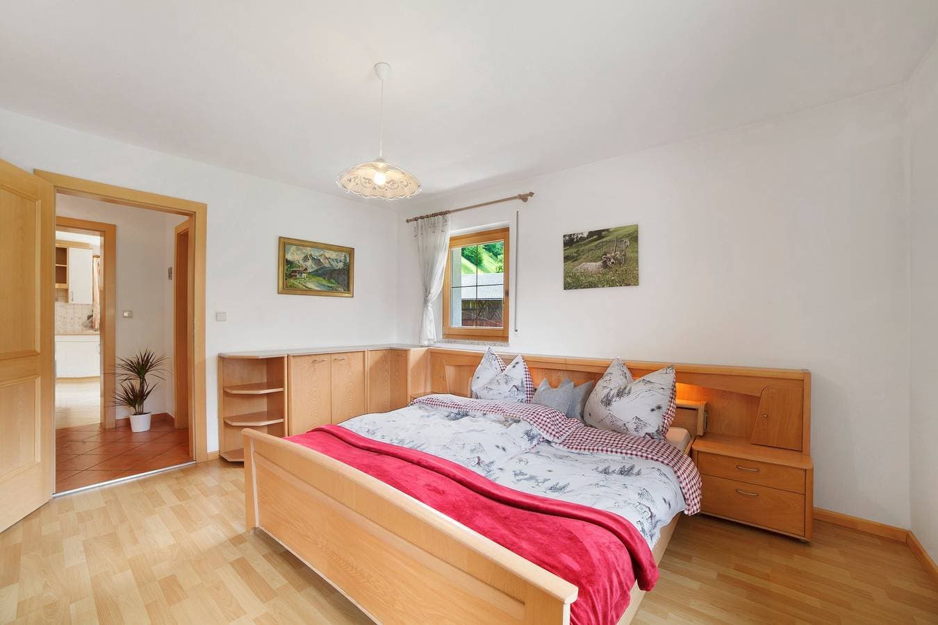 Foto 12 von 31: Ferienwohnung 'Hienerhof' mit Bergblick, privater Terrasse und Wi-Fi