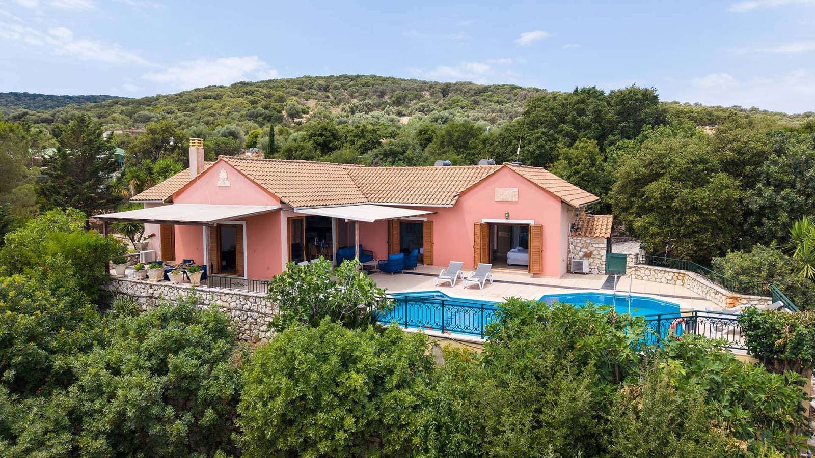Foto 6 von 31: Villa für 6 Personen mit Pool