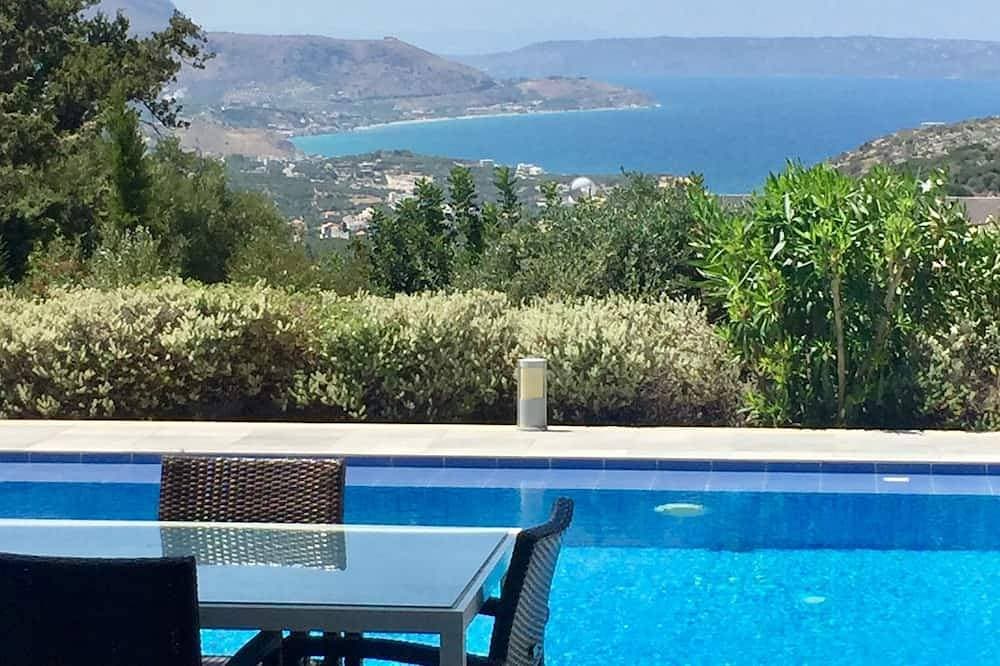 Foto 10 von 30: Schöne Villa für 1 bis 4 Personen, Meer- und Bergblick, privater Pool