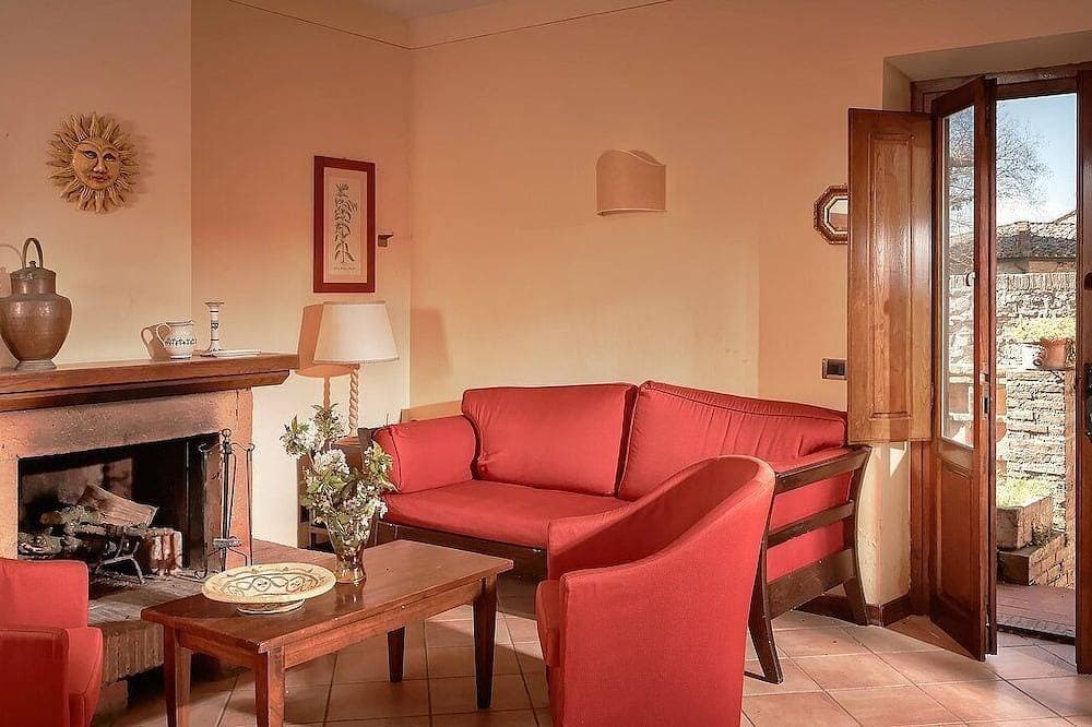 Foto 7 von 19: Casa Ramisia F: A characteristic and welcoming apartment that is part of an ancient country house surrounded by a wonderful park, with Free Wi-Fi.