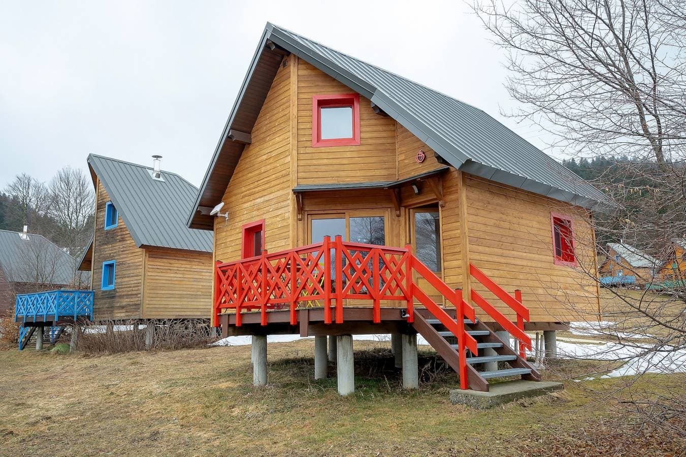 Foto 3 von 20: Chalet '228 - Village Nordique' mit Bergblick, Gemeinschaftspool und privater Terrasse