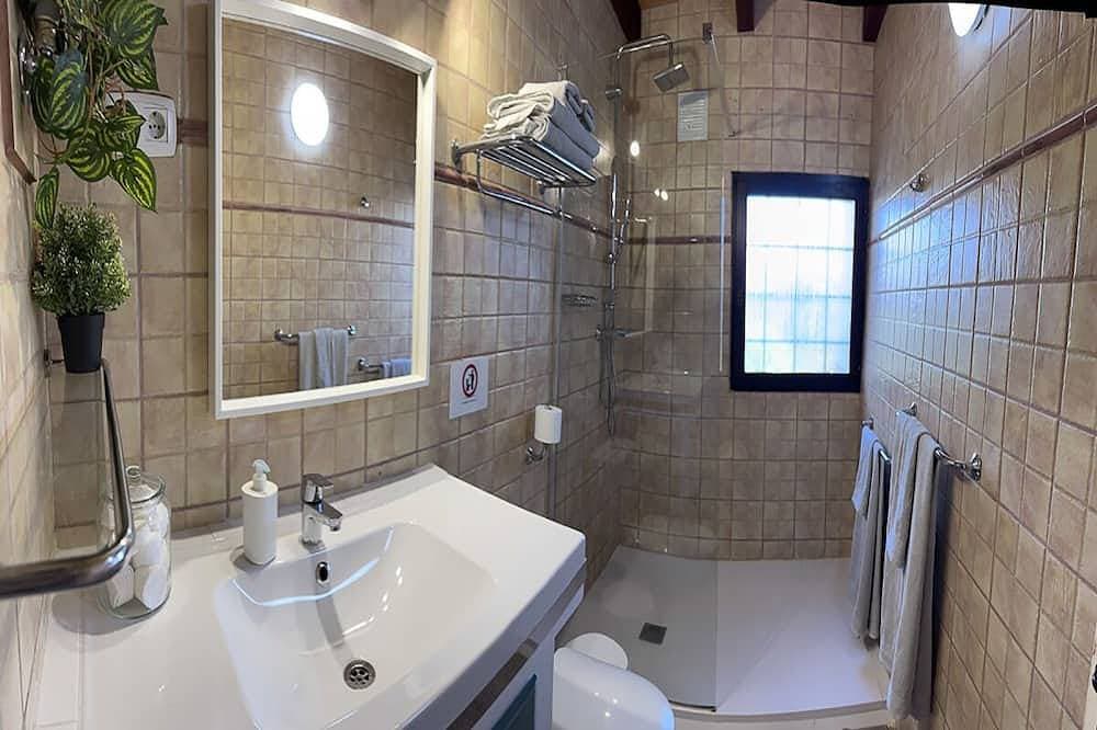 Foto 5 von 30: Villa mit großzügigem Entspannungsbereich und Garten in Lajares.