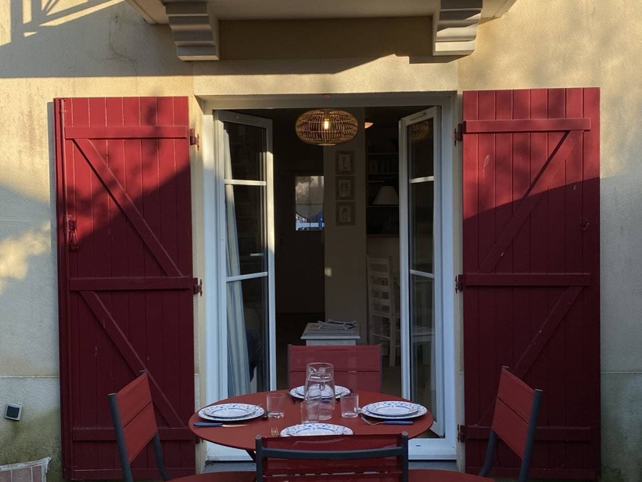 Foto 5 von 20: Gemütliches Ferienhaus in der Nähe des Hafens mit Garten und Terrasse