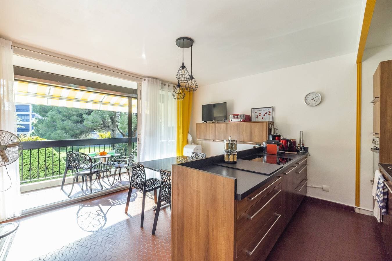Foto 2 von 13: Ferienwohnung für 4 Personen mit Balkon