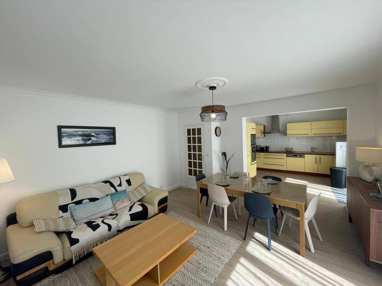 Foto 10 von 32: Two-Bedroom House