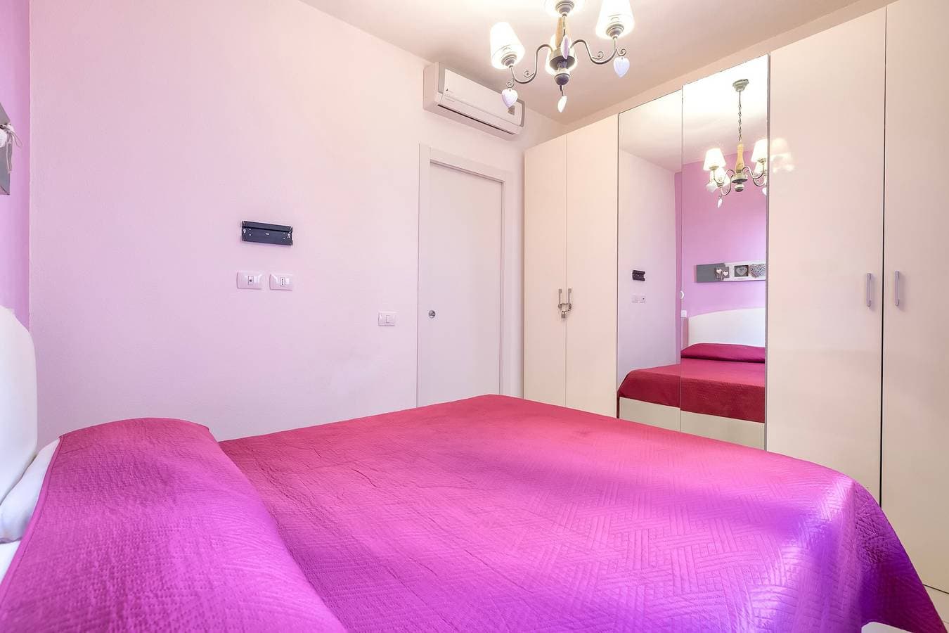 Foto 11 von 24: Ferienhaus 'Gloria' mit Gemeinschaftsterrasse und Klimaanlage