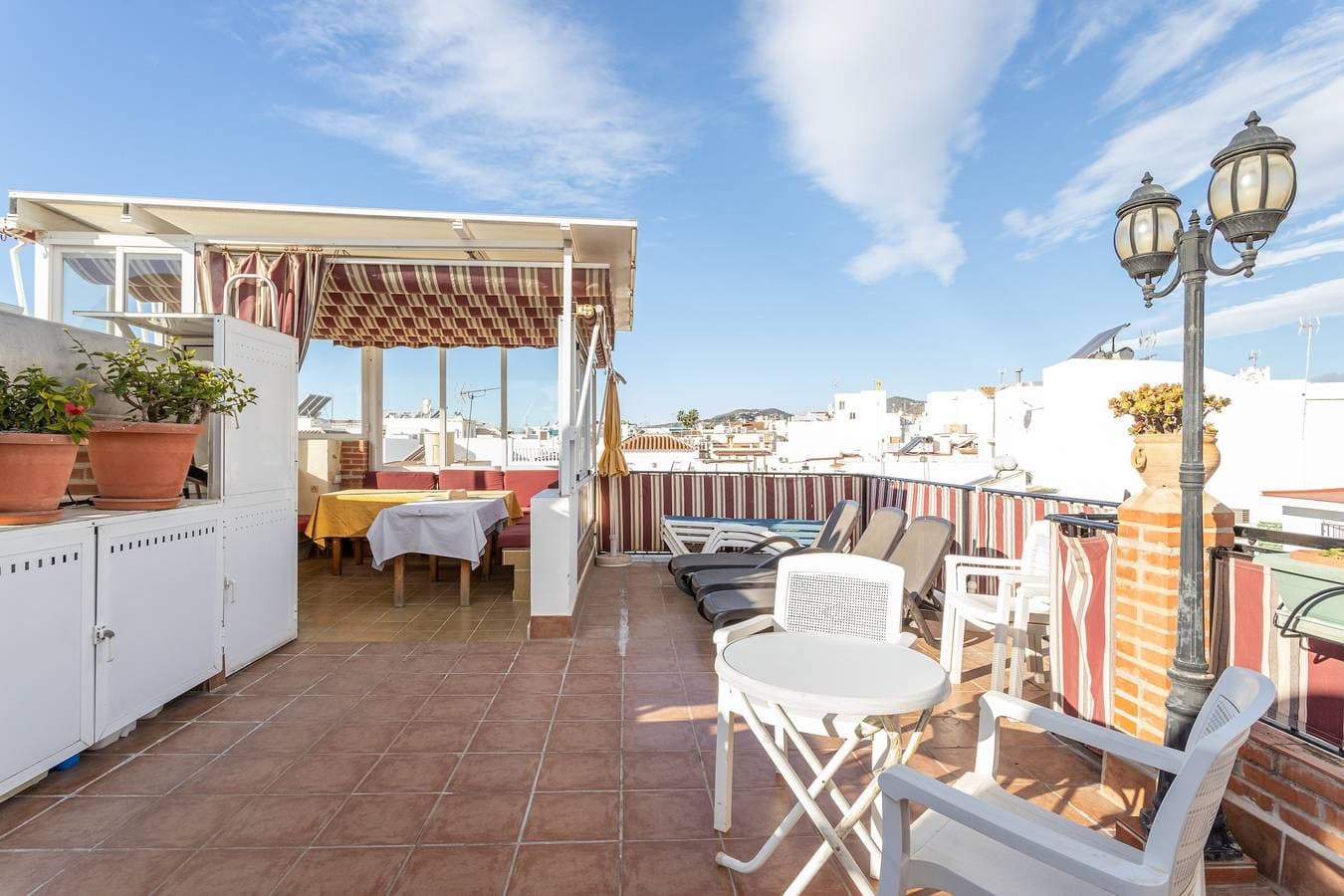 Foto 3 von 23: Gemütliche Ferienwohnung mit Sonnenterrasse, Grill, WLAN und Klimaanlage