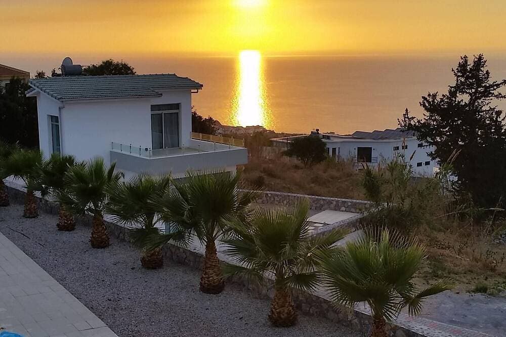 Foto 11 von 24: Dorf Lage mit herrlichem Meer / Pool Aussicht, 3 Gehminuten von den Restaurants