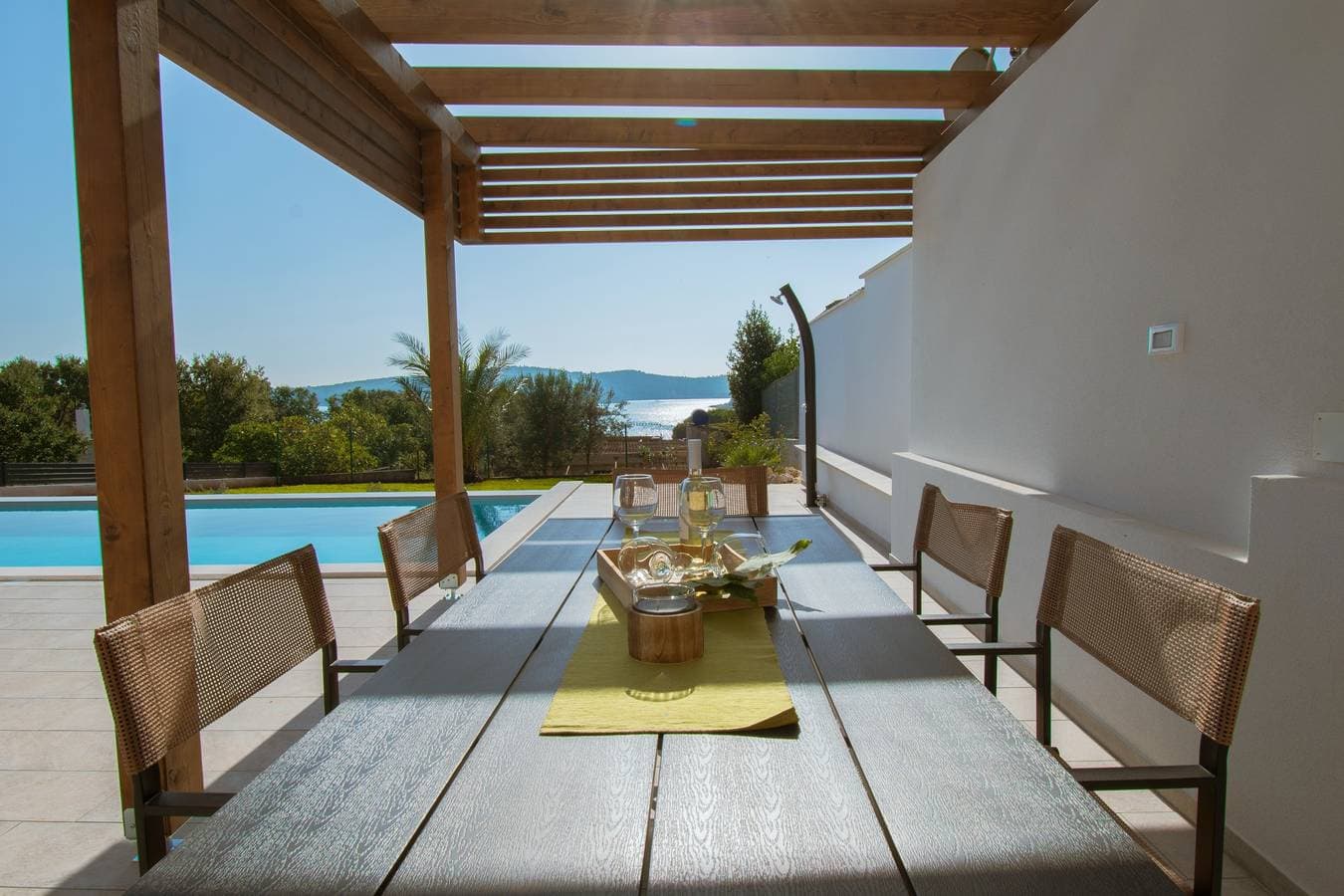 Foto 6 von 61: Neue Villa mit privatem Pool mit Meerblick