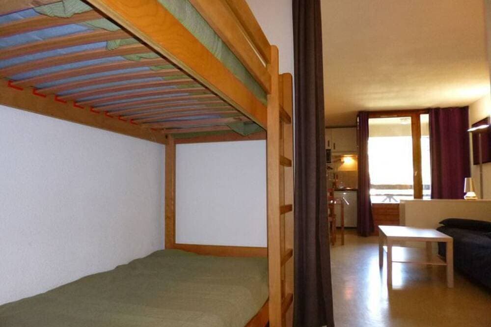 Foto 2 von 12: 28m² Studio mit Balkon, WLAN & Parkplatz - Haustiere Willkommen