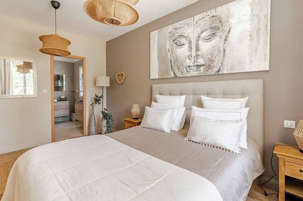 Foto 7 von 29: Provencal villa near the beach for 10/12 people