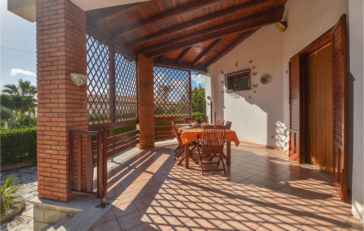 Foto 9 von 25: Klimatisierte Wohnung mit Terrasse, Parkplatz und Internet | 400m zum Strand