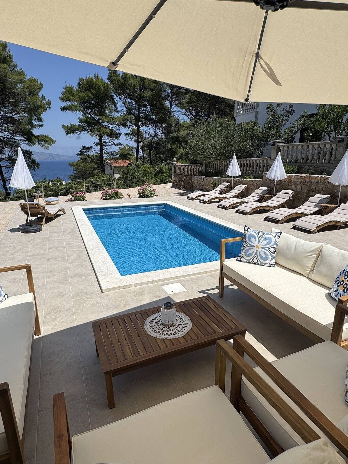 Apartments and Room Villa Makaj 1