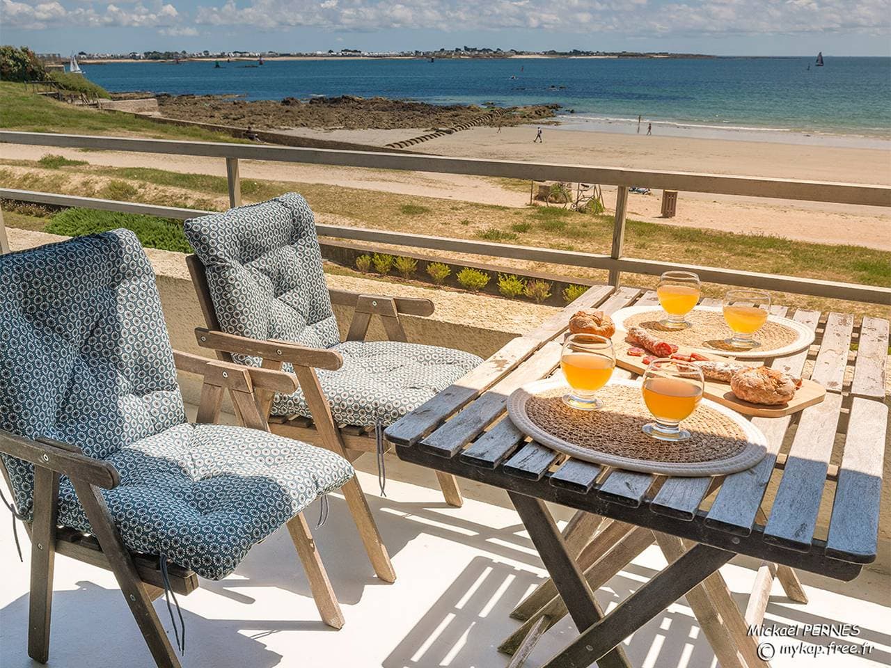 Foto 3 von 24: Geräumiges Studio mit Terrasse, Meer und Geschäfte 700m, privater Parkplatz, WLAN inklusive