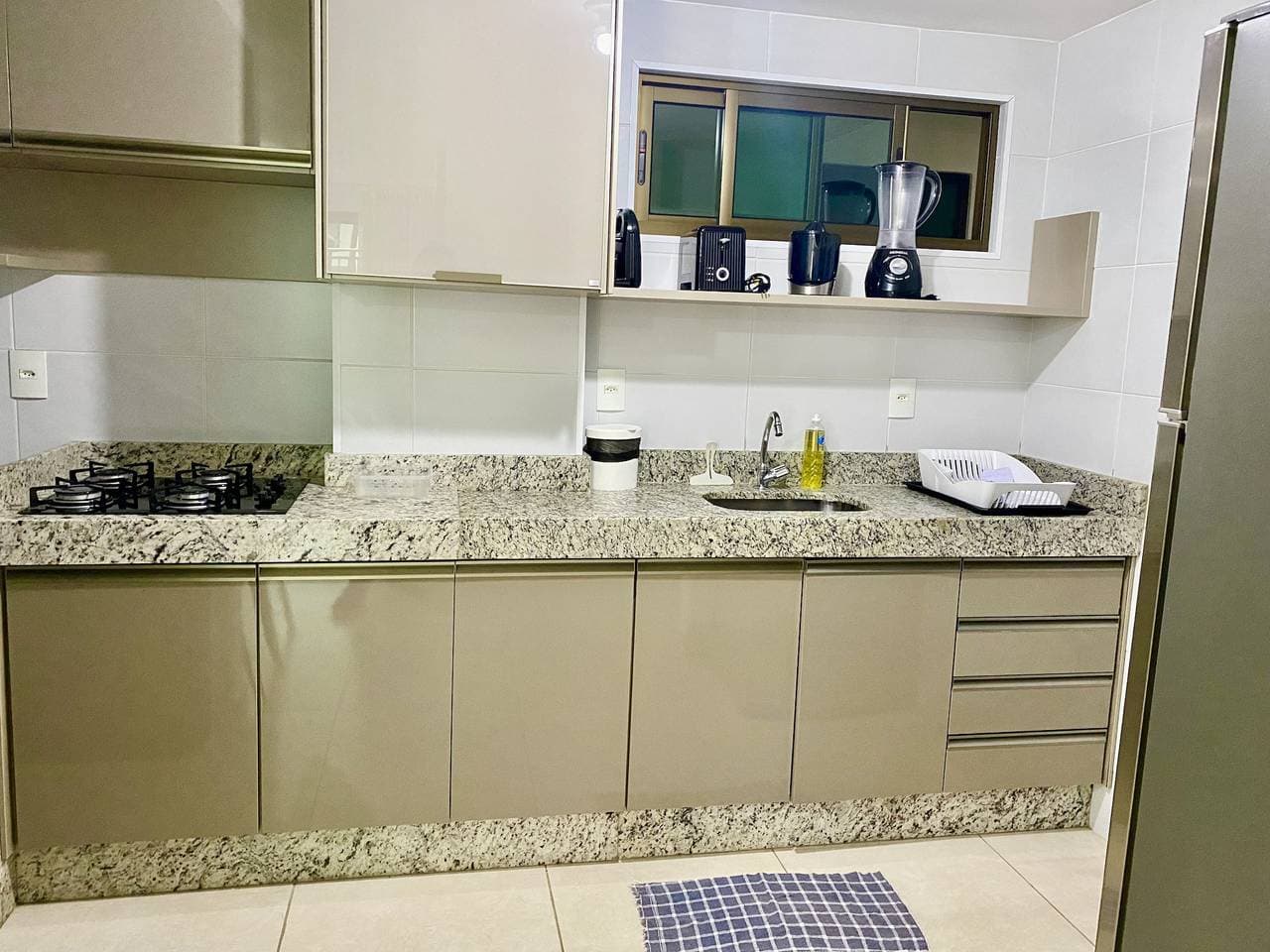 Foto 3 von 30: Ferienwohnung für 6 Personen mit Garten