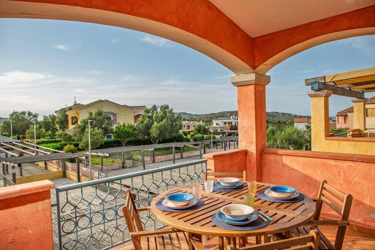 TORO's Apartment V - 4 Guests - 30'Porto cervo & FREE PARKING 1