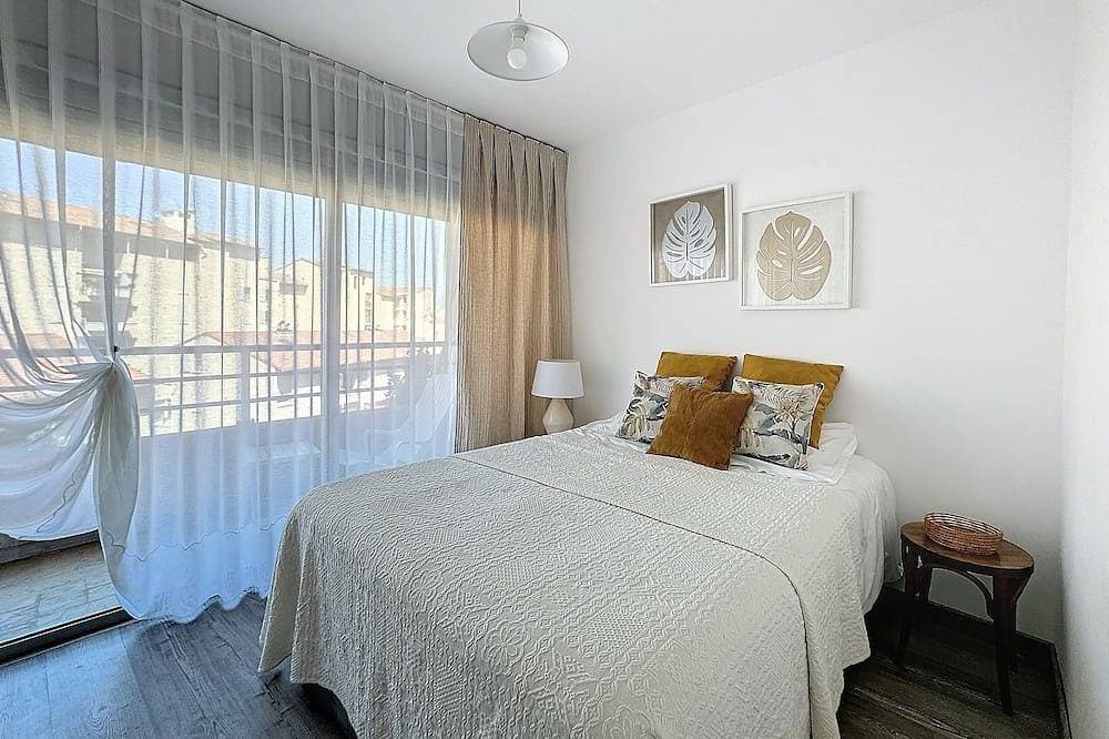 Foto 2 von 11: Studio with parking in secure residence 50m from the sea and beaches